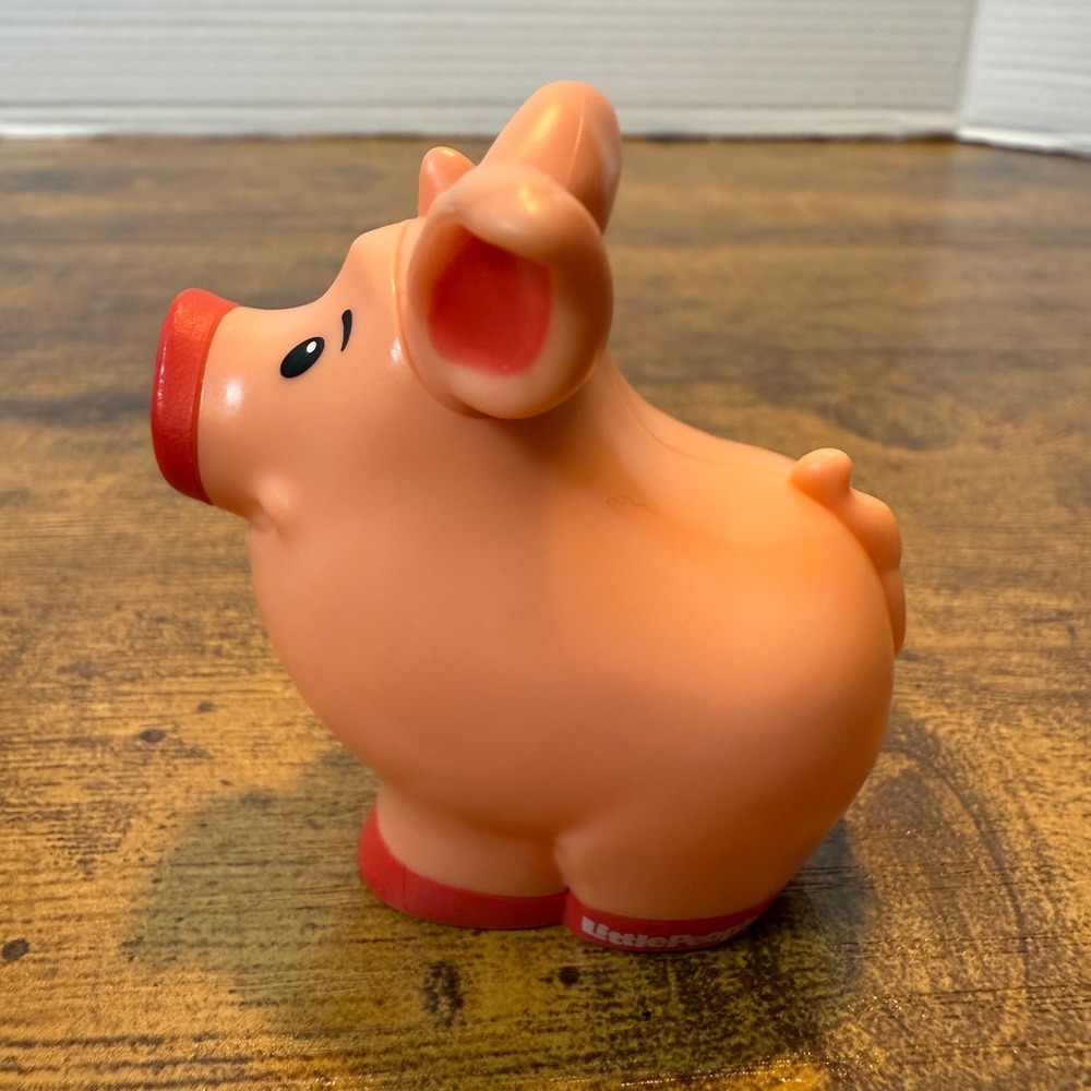 Fisher Price Little People Pig Toy Figure Animal Farm Pink Red‎ Nose 2018 Mattel - Picture 5 of 8